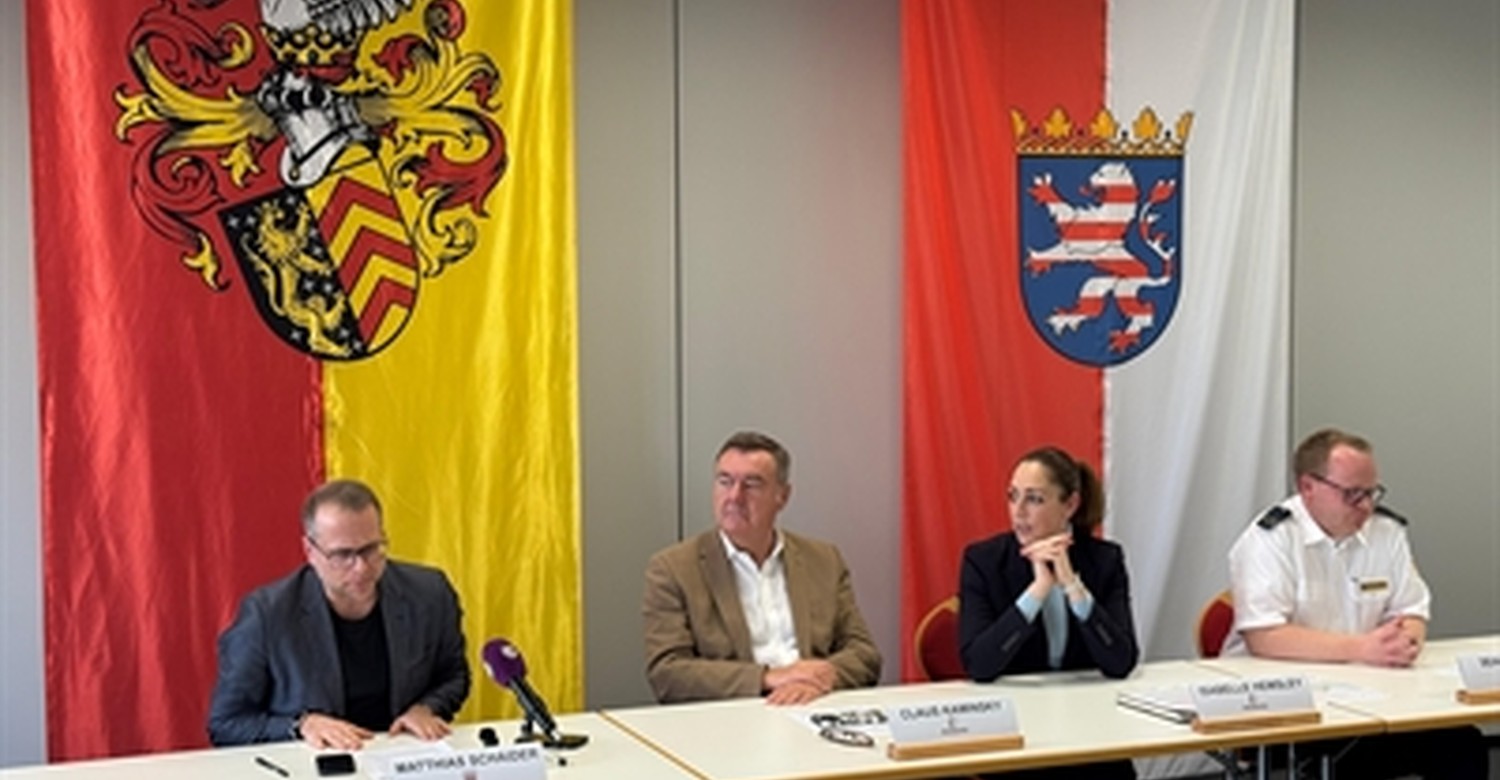 250 Kilogramm Weltkriegsbombe in Hanau kontrolliert gesprengt: Keine Verletzten, mehrere Gebäude beschädigt