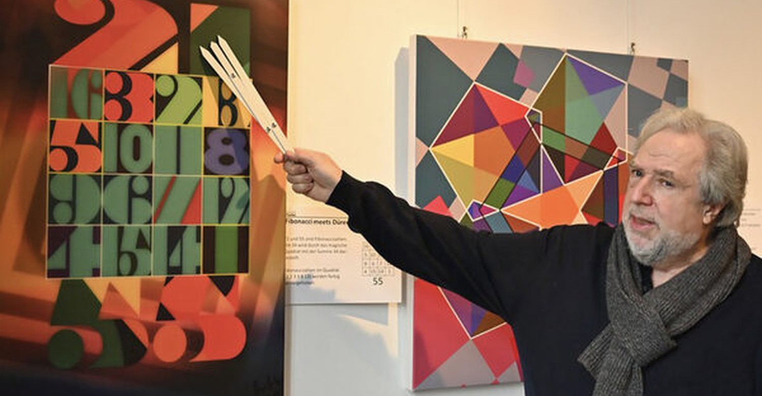 Mathematische Formen in Farbe: Werkschau von Jürgen Felger im Wiesbadener Rathaus Mathematische Formen in Farbe: Werkschau von Jürgen Felger im Wiesbadener Rathaus