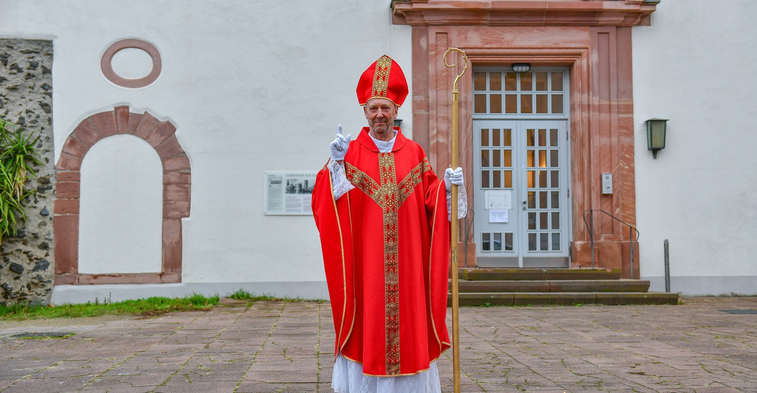 Nikolaus-Führungen in Hanau: Drei Touren im Dezember mit Stadtführer Wolfgang Schröder
