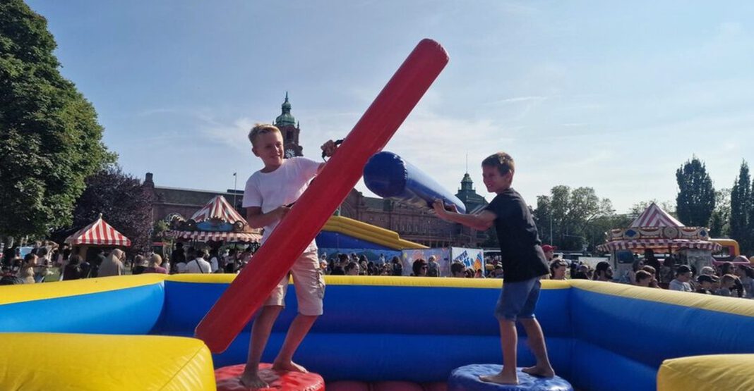 Reisinger Anlagen werden zur Sommerwiese mit Spiel- und Kreativangeboten für Familien Reisinger Anlagen werden zur Sommerwiese mit Spiel- und Kreativangeboten für Familien