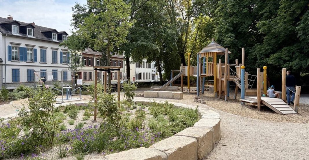 Spielplatz im Schlosspark Biebrich eröffnet mit Schwerpunkt auf Inklusion und Beteiligung