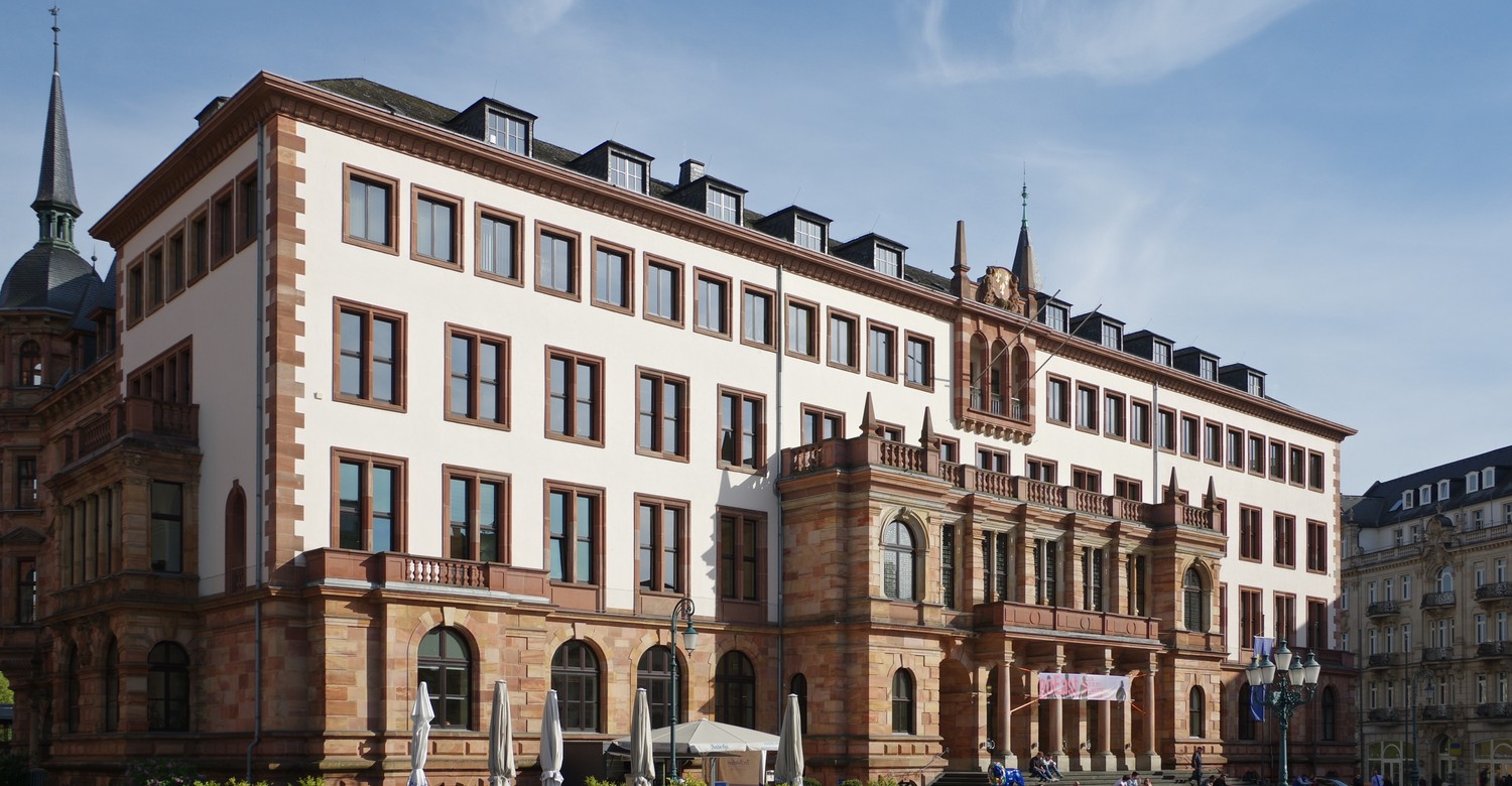 Wiesbaden: Arbeitslosigkeit steigt trotz leicht erholter Konjunktur Wiesbaden: Arbeitslosigkeit steigt trotz leicht erholter Konjunktur