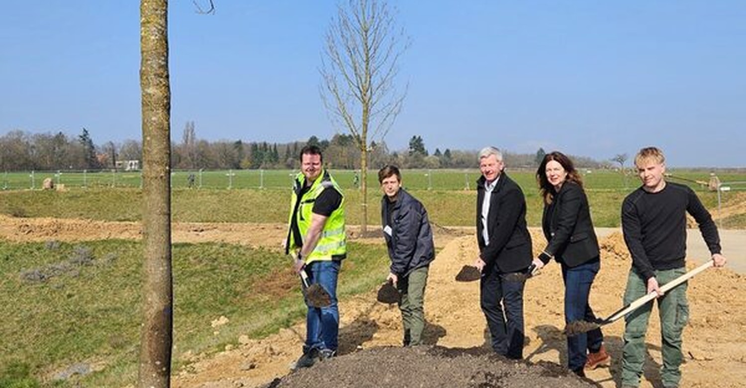 Zentrale Grünanlage in Bierstadt Nord: 83 Bäume gepflanzt, Eröffnung für Sommer 2026 geplant